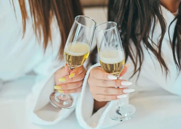 Monun Ξενοδοχείο Εξαμίλιο