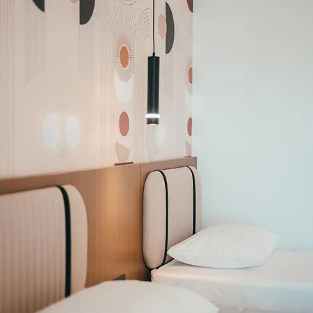 Monun Hotel Ksamil