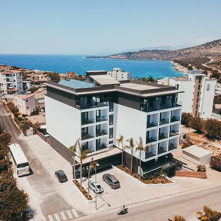Hotel Monun 4*